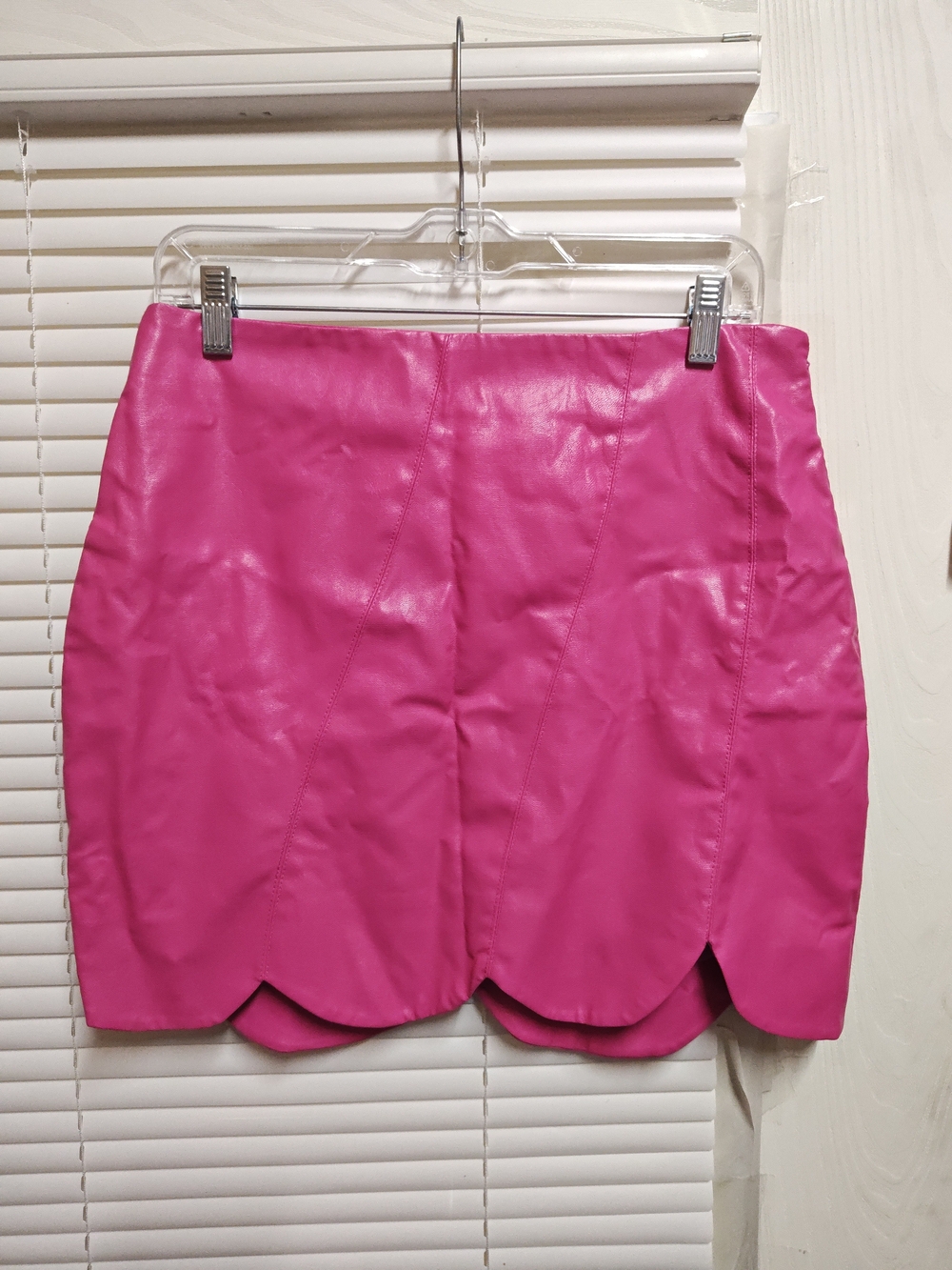 HYFVE Hot Pink Faux Leather Scallop Hem Mini Skirt